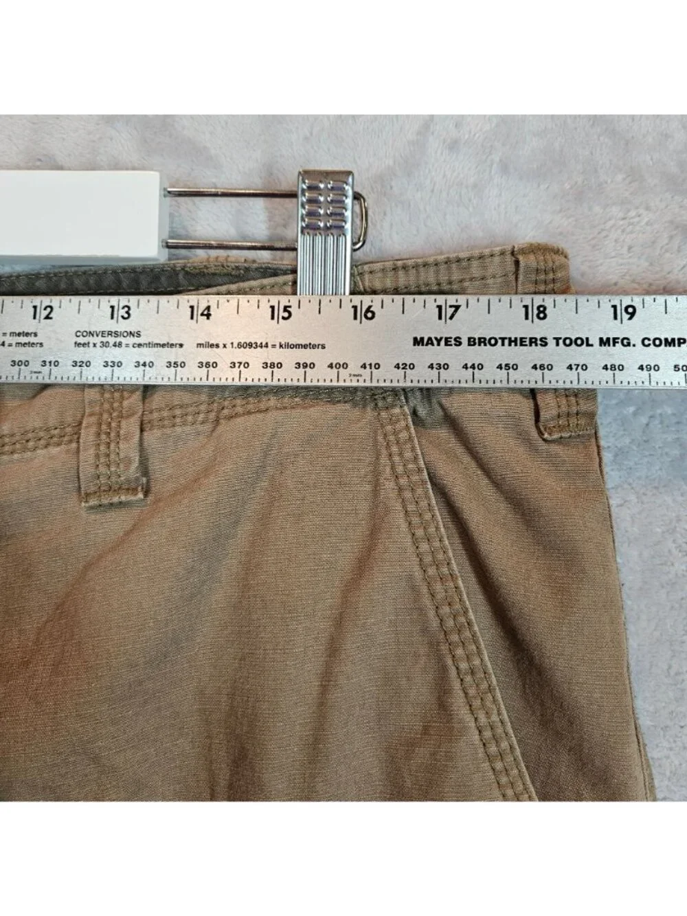 Eddie Bauer Mens 36x30 Khaki Cargo Pants Cotton Relaxed Fit Multi Pockets